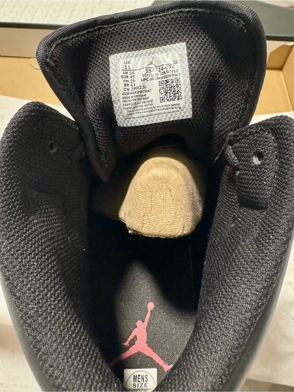 Jordan 1 Mid - Banned (2020)